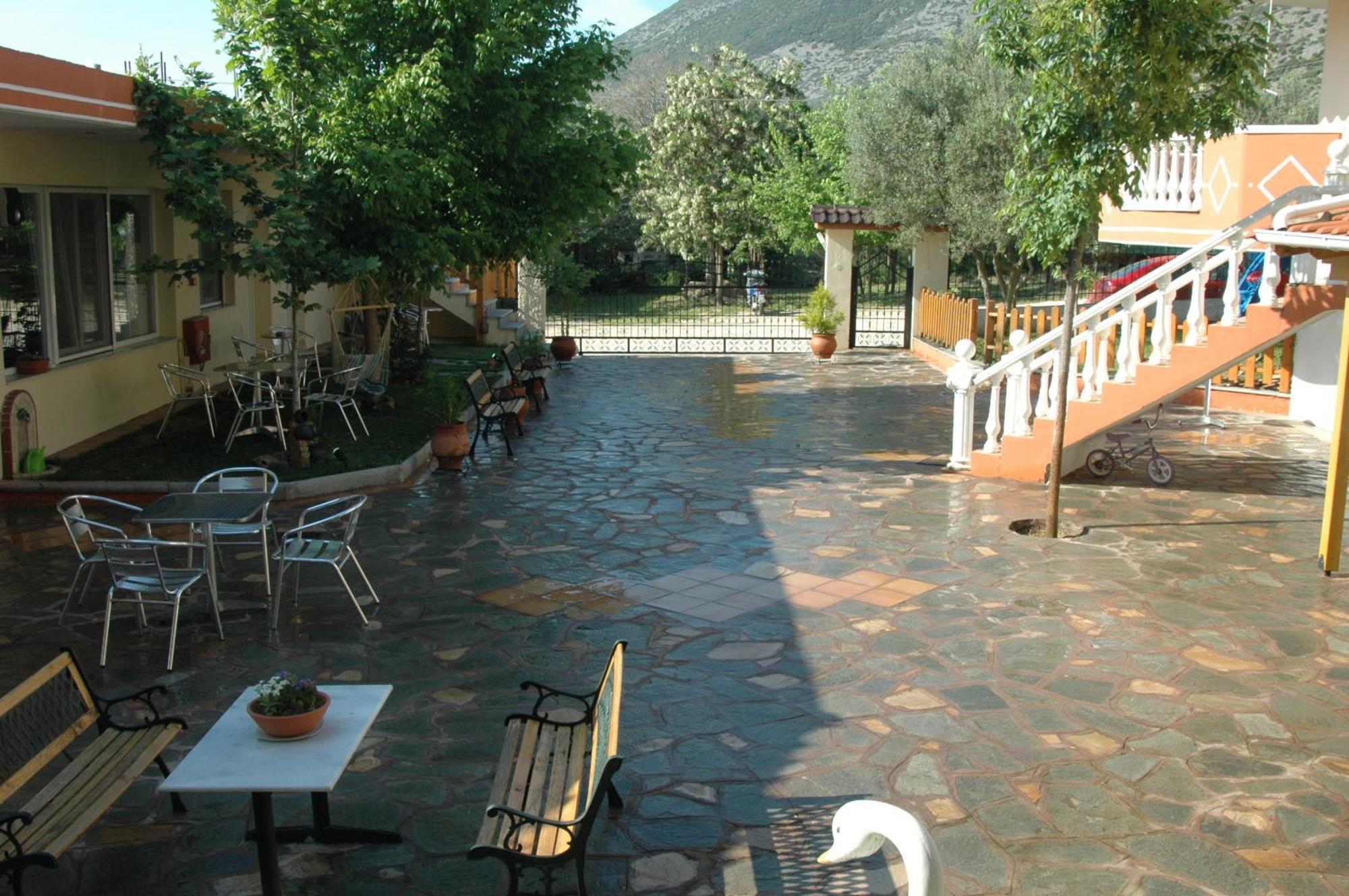 Anestis Studios Lidia Exterior photo
