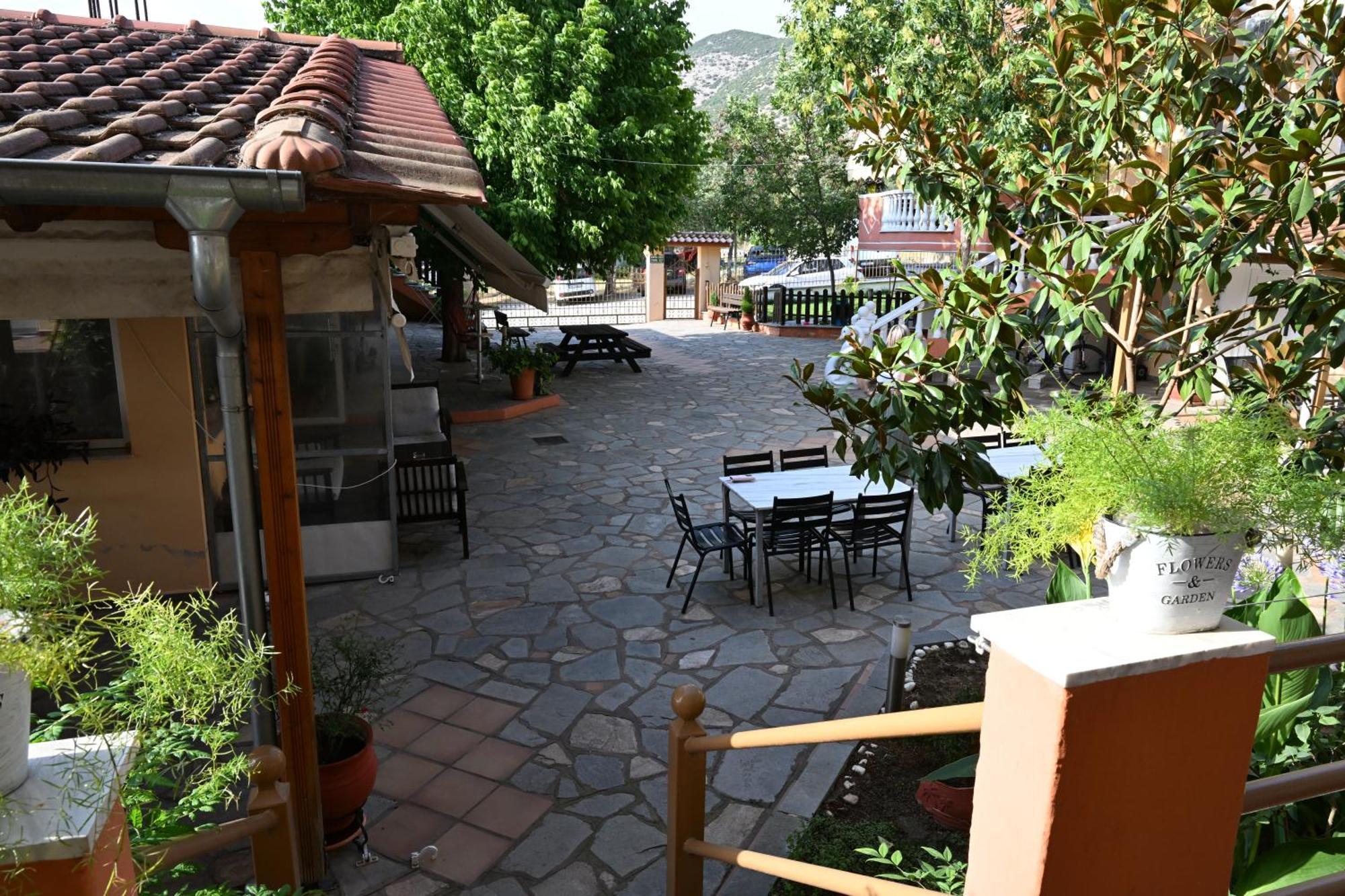Anestis Studios Lidia Exterior photo